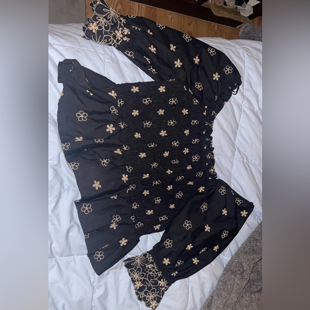 Edgely 3/4 Sleeve Blouse